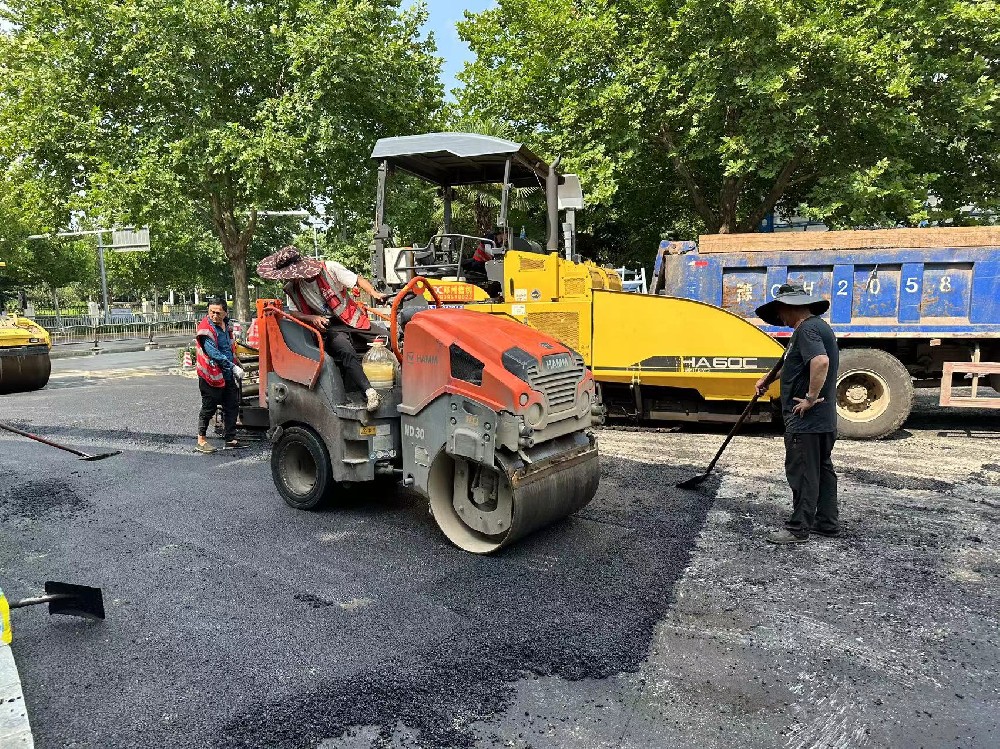 郑州沥青路面的特征